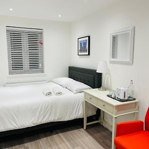 Riverside Premium Double Room E14